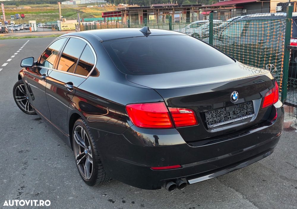 BMW Seria 5 520d - 16