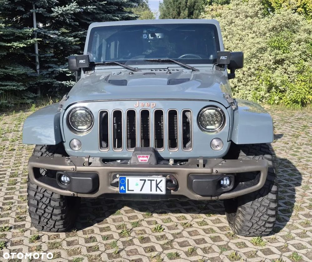 Jeep Wrangler - 4