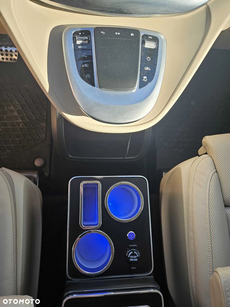 Mercedes-Benz Klasa V 300 d 4-Matic 9G-Tronic Exclusive (ekstra d³) - 23
