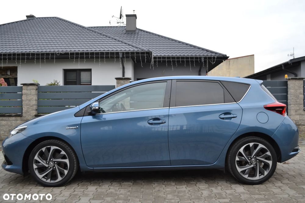 Toyota Auris 2016 photo 4