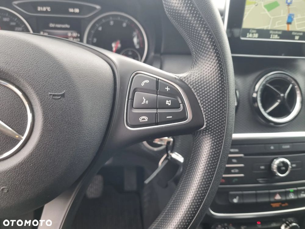 Mercedes-Benz Klasa A 200 (BlueEFFICIENCY) Style - 27