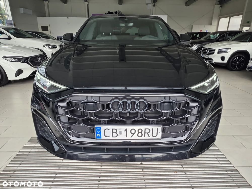 Audi Q8 - 2