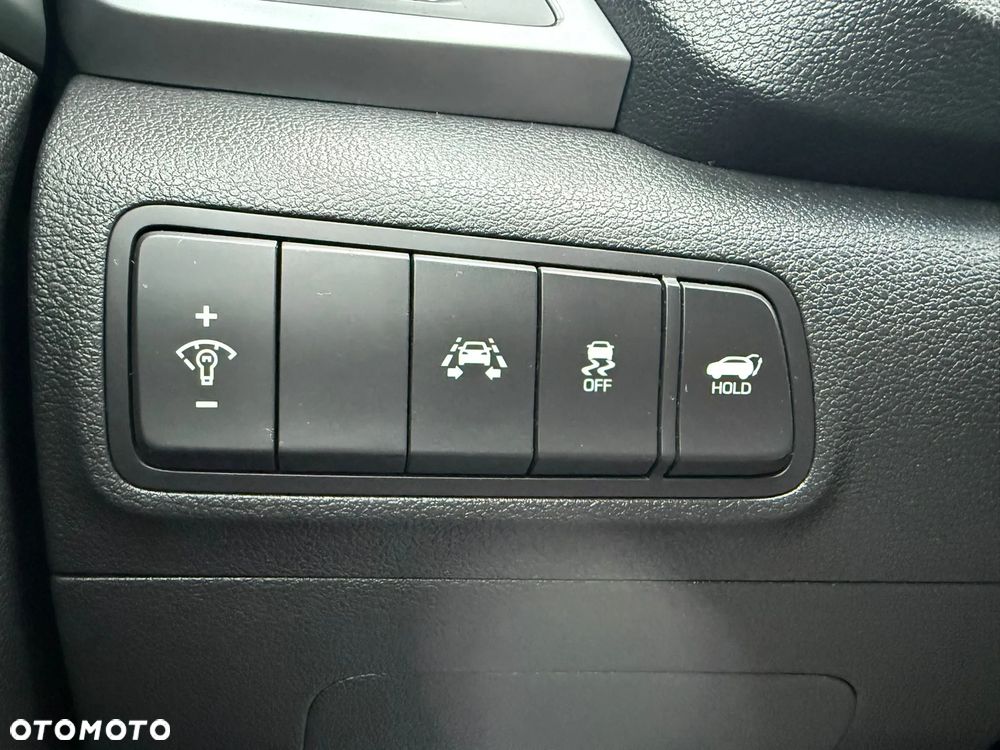 Hyundai Tucson 2.0 CRDI 4WD Automatik Style - 37