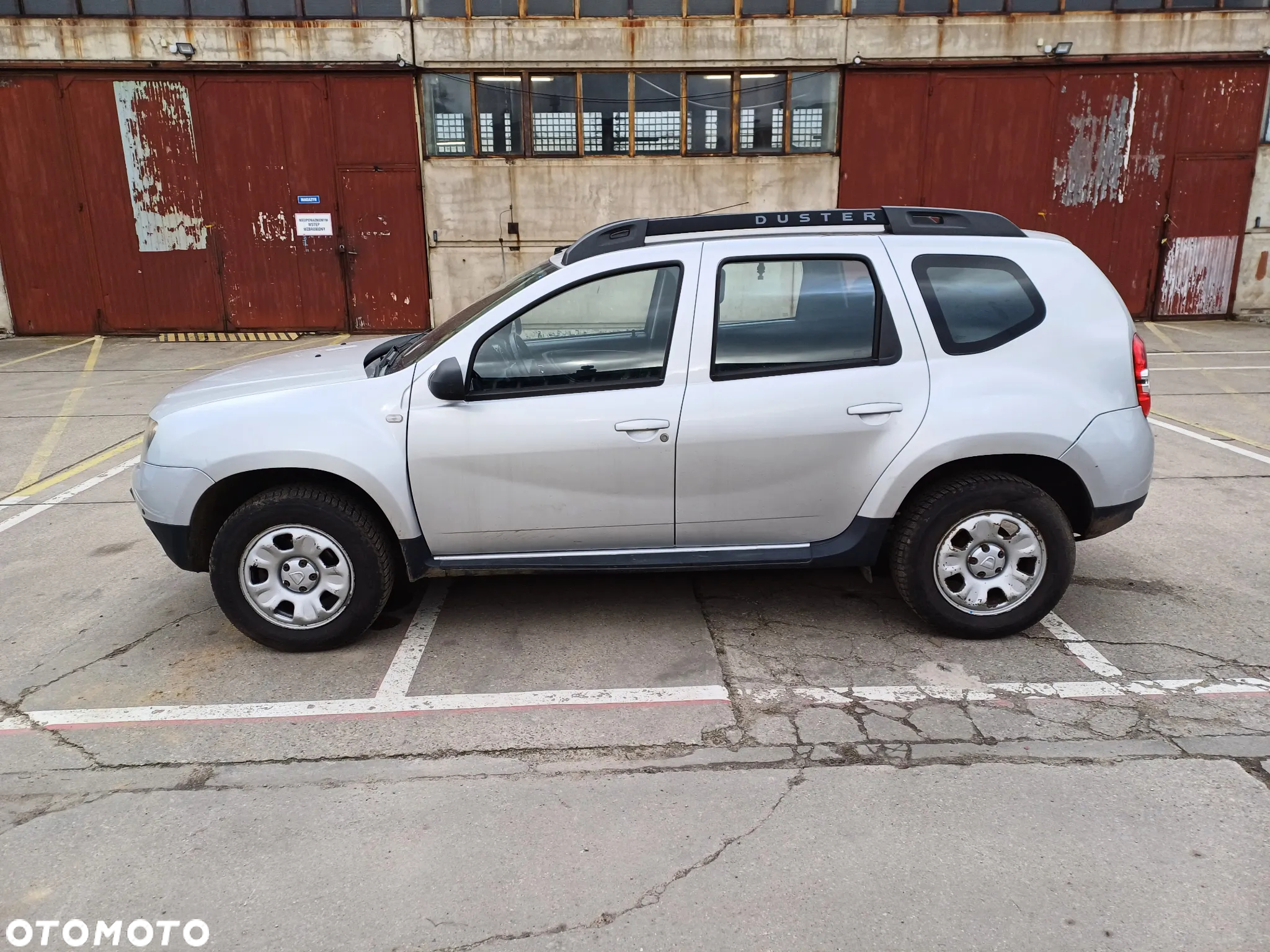 Dacia Duster 1.6 SCe Laureate 4x4 S&S - 3