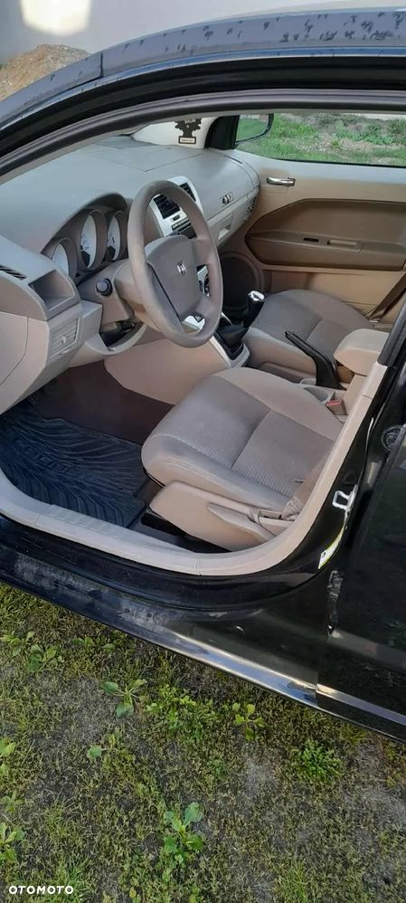 Dodge Caliber - 5