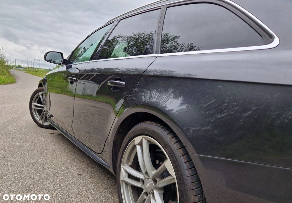 Audi A4 Avant 2.0 TDI DPF quattro S line Sportpaket - 16