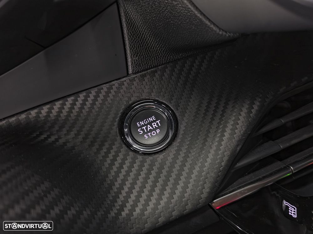 Peugeot 208 1.2 PureTech GT Line EAT8 - 17