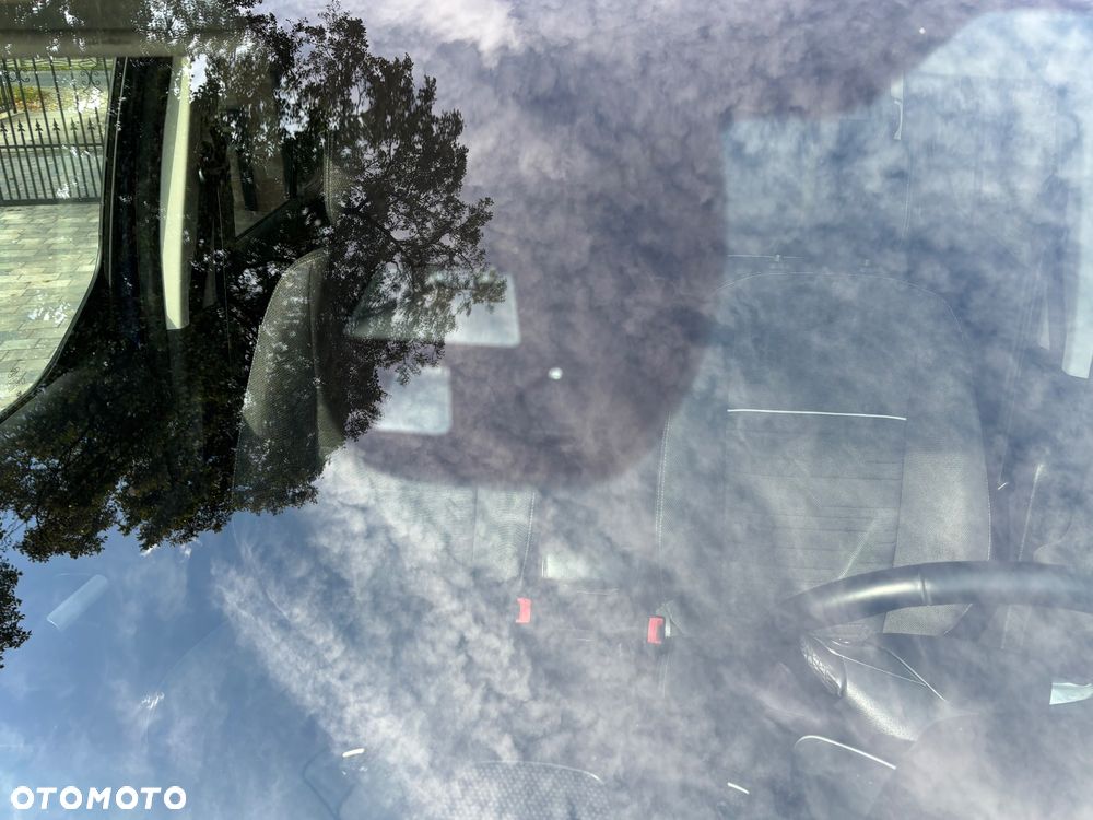 Ford Tourneo Connect Grand - 21
