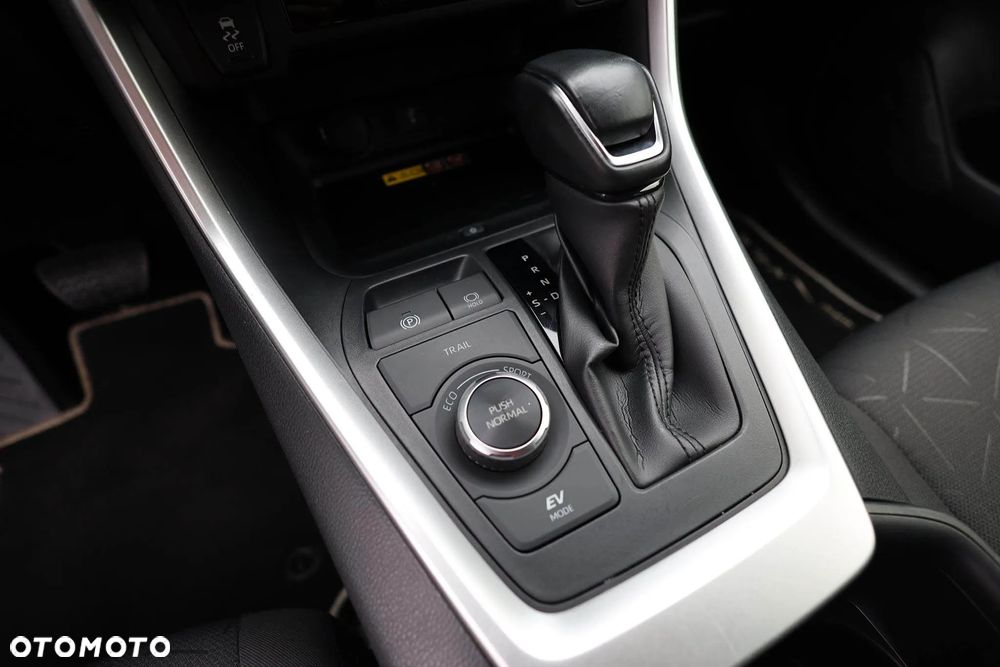 Toyota RAV4 - 27