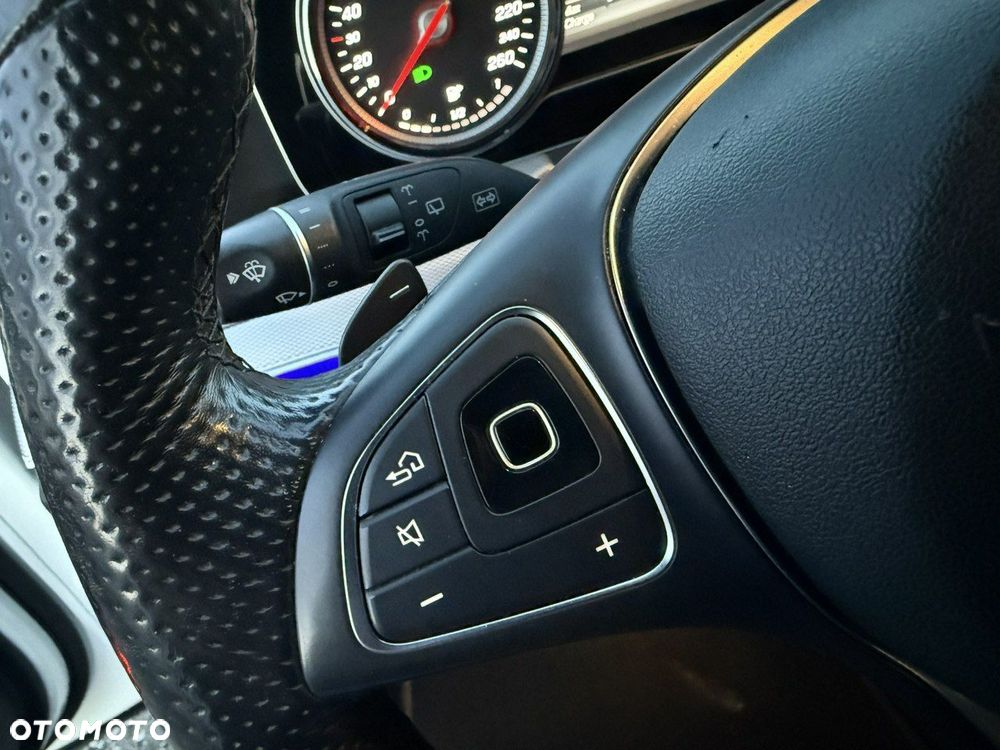 Mercedes-Benz Klasa E - 20