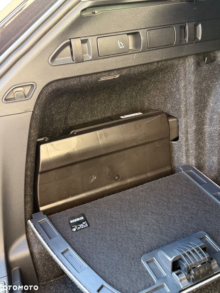Skoda Superb 2.0 TDI SCR 4x4 Style DSG - 33