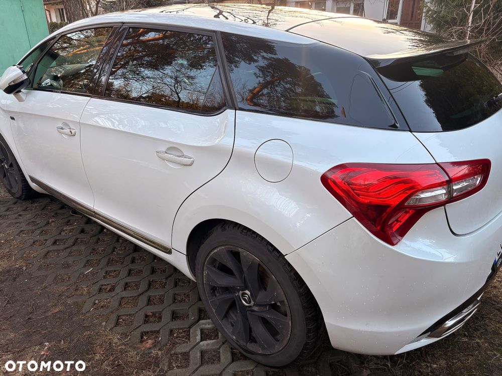 Citroën DS5 2.0 HDi Hybrid4 SoChic MCP - 20