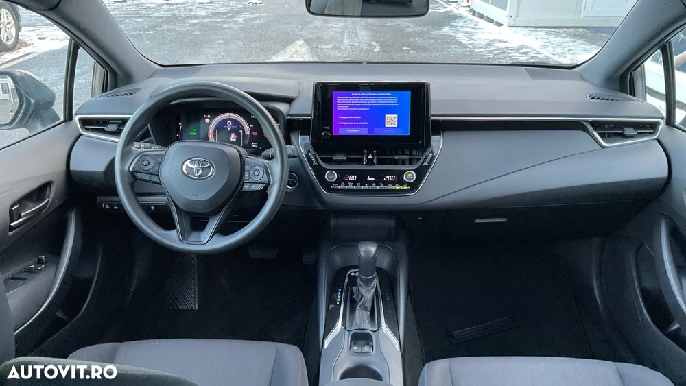 Toyota Corolla 1.8 Business Edition - 13