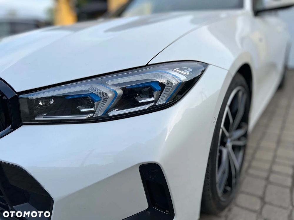 BMW Seria 3 320d xDrive M Sport sport - 13