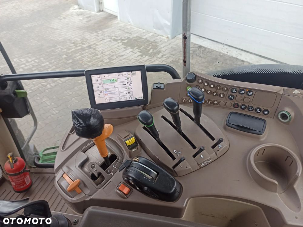 John Deere 6115R - 8