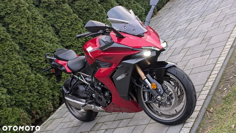 Suzuki GSX - 10