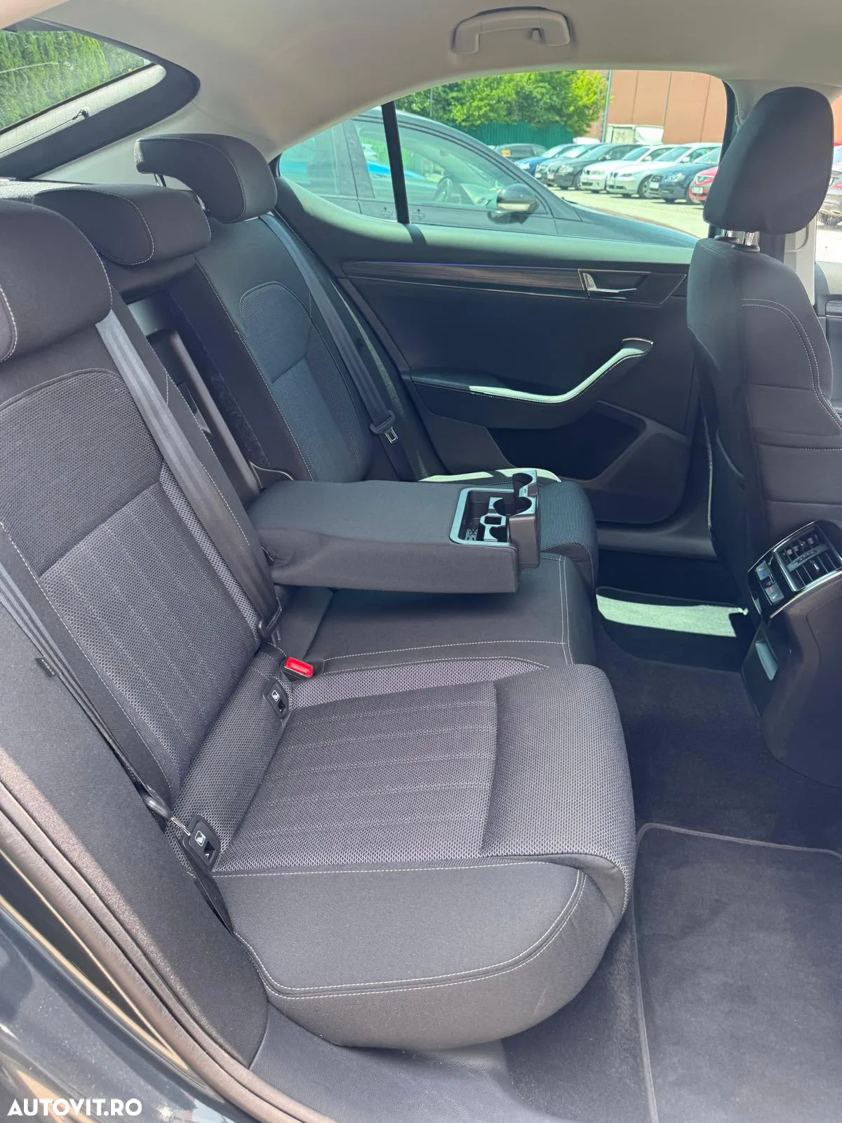 Skoda Superb - 11