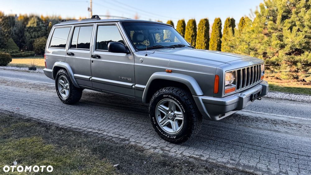 Jeep Cherokee 4.0 Limited - 7