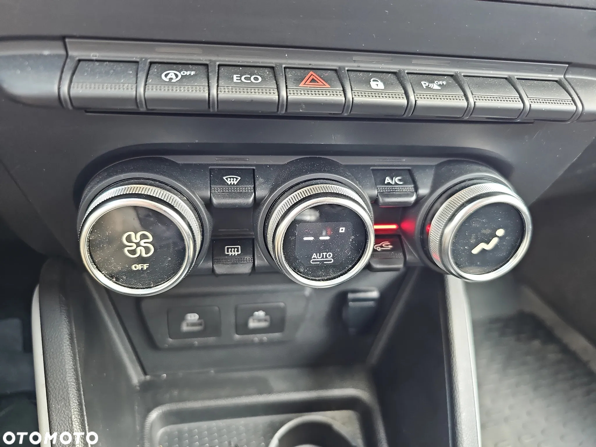 Dacia Duster 1.0 TCe Prestige - 21
