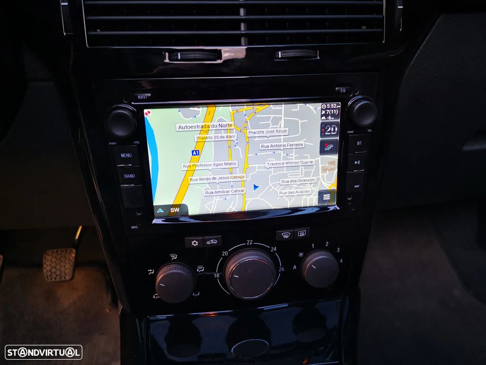 Opel Astra Cabrio TwinTop 1.9 CDTi - 11