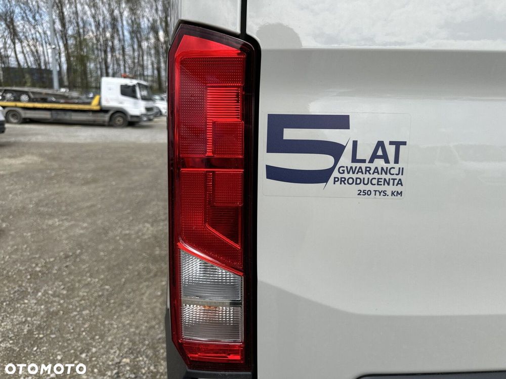 Volkswagen Crafter - 19