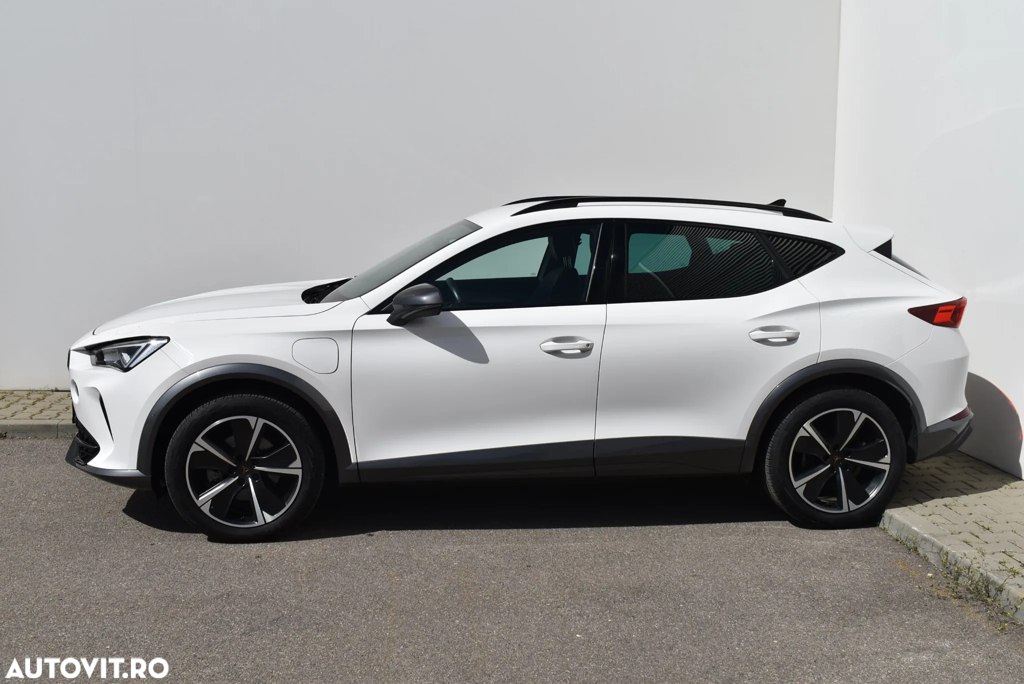 Cupra Formentor 1.4 e-HYBRID PHEV - 8