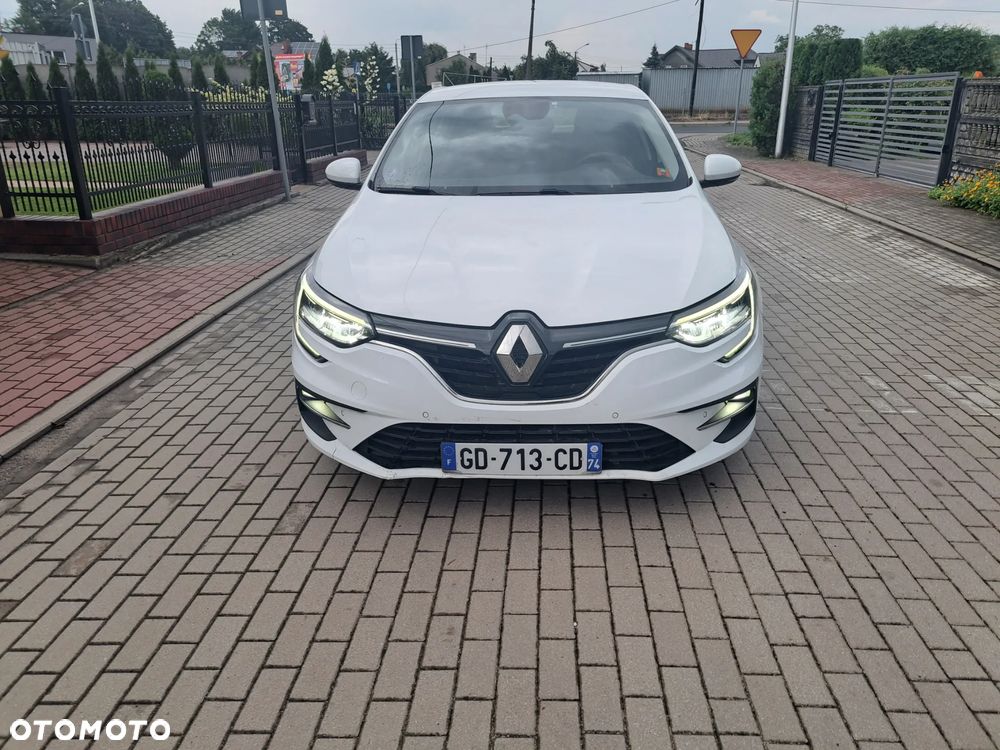 Renault Megane TCe 140 GPF EDC LIMITED - 10