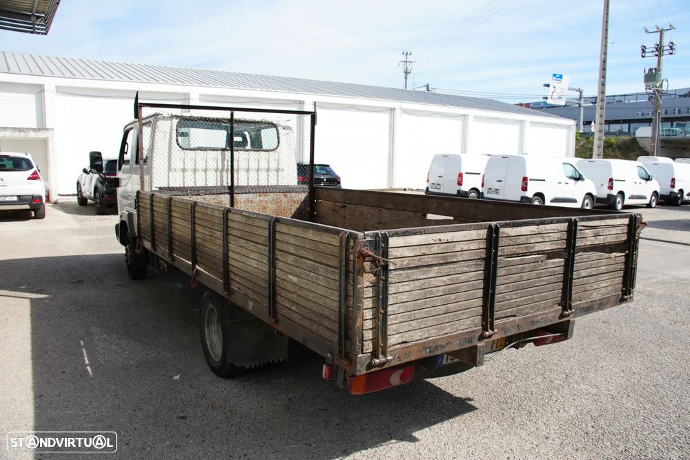 Nissan Cabstar 3.0TD 120cv E120 6Lugares - 5