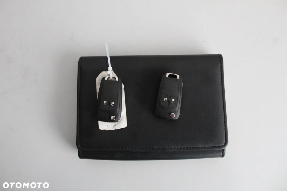 Opel Astra 1.6 Design Edition - 30