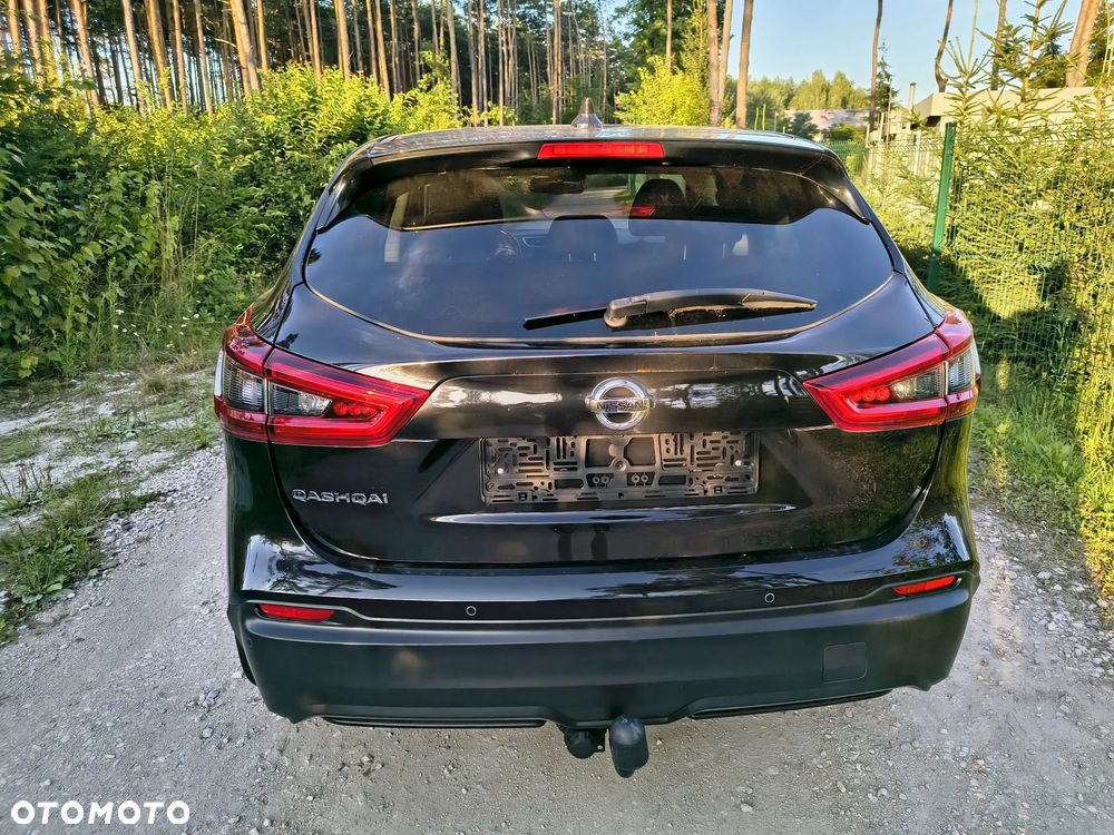 Nissan Qashqai 1.2 DIG-T N-Connecta EU6 - 10