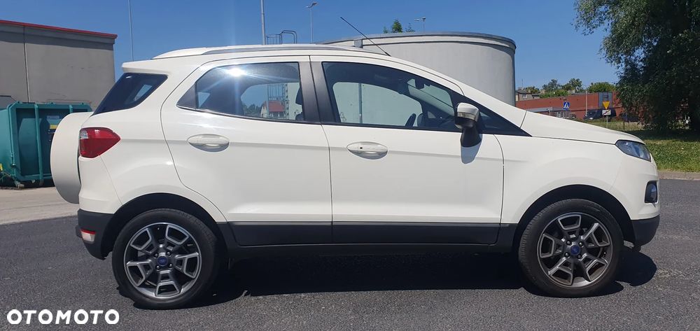 Ford EcoSport 1.5 TDCi TITANIUM - 6