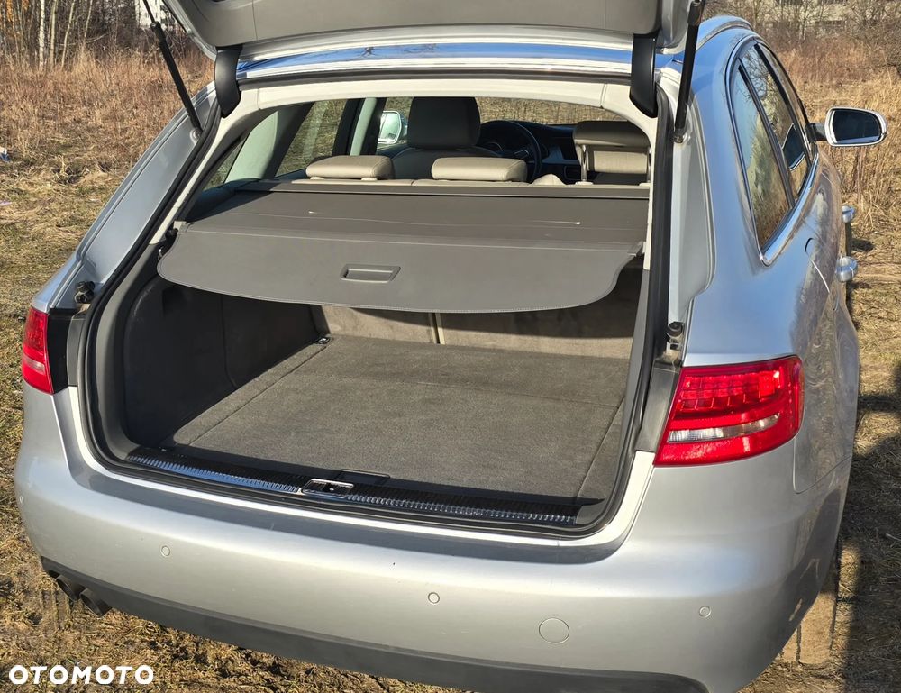 Audi A4 Avant 2.0 TDI DPF - 8