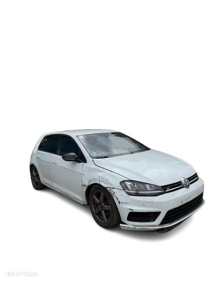 Usa/usi VW Golf 7 R-Line 2012-2017 2.0 TDI cod motor: CRBC cutie manuala 6 trepte: PFL cod culoare: 0Q / C9A - 2