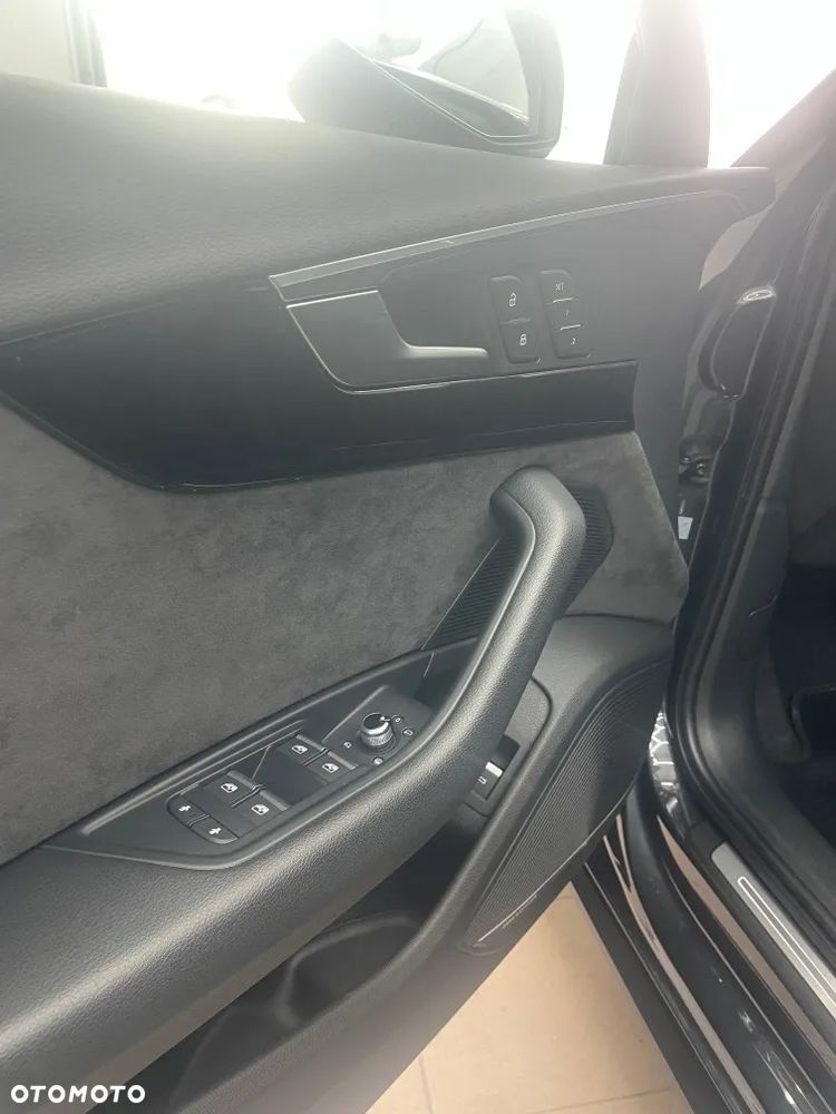 Audi A4 ver-2-0-tdi-sport-s-tronic - 23