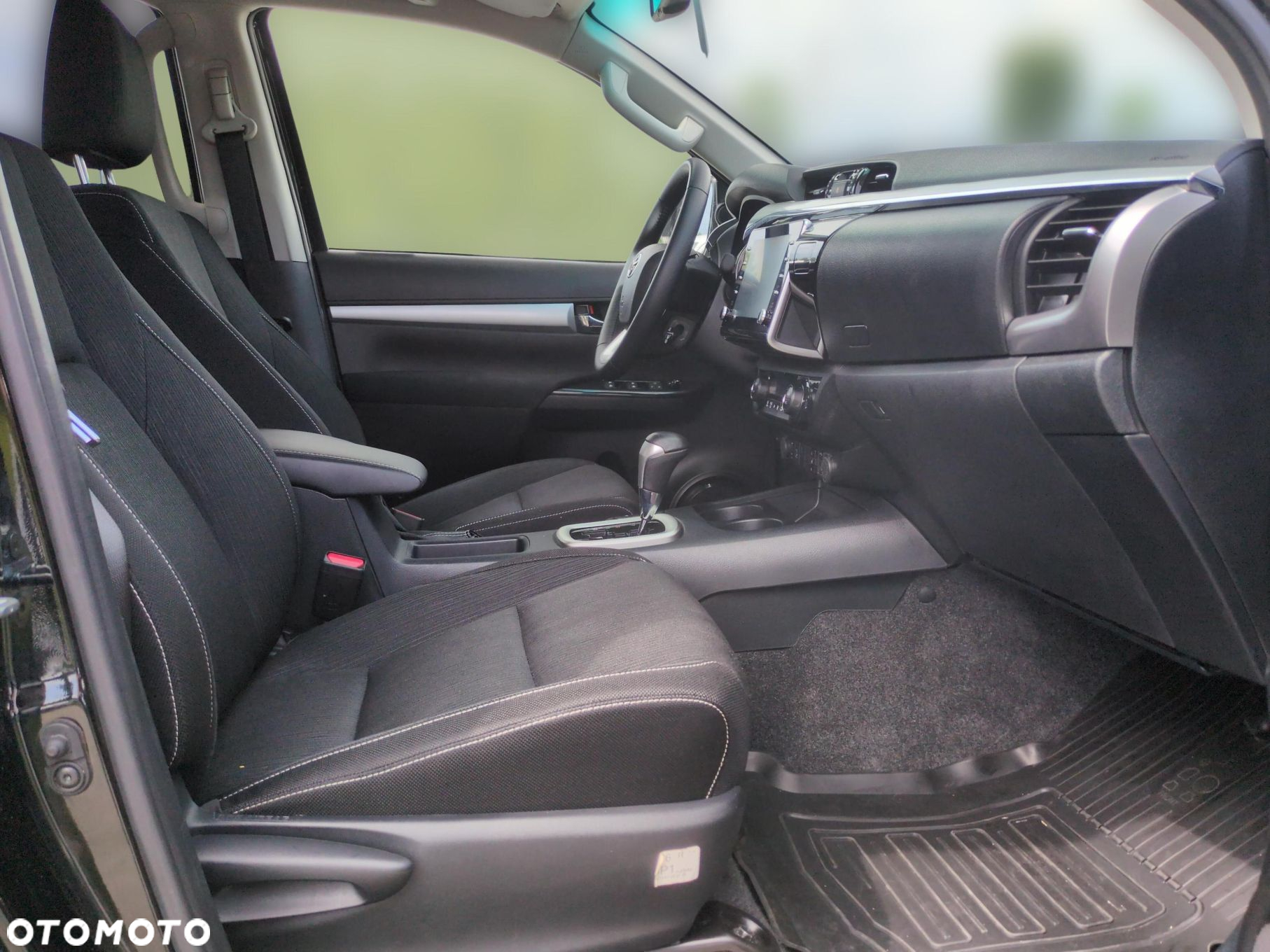 Toyota Hilux - 9