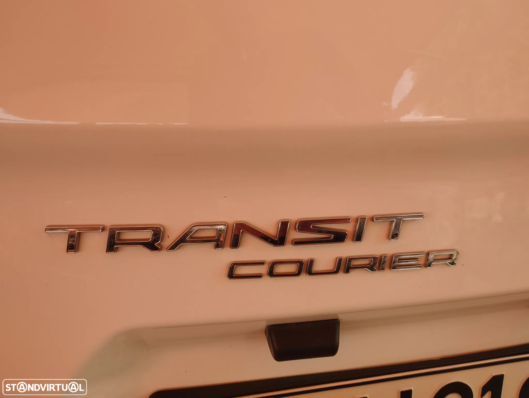 Ford Transit Courier - 6