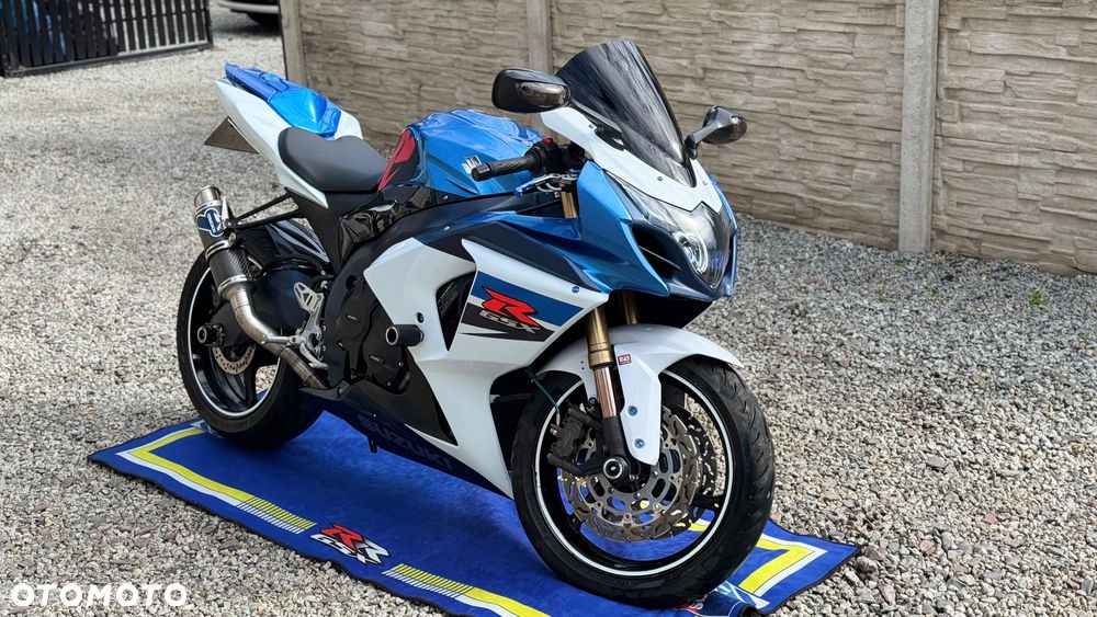 Suzuki GSX-R - 1