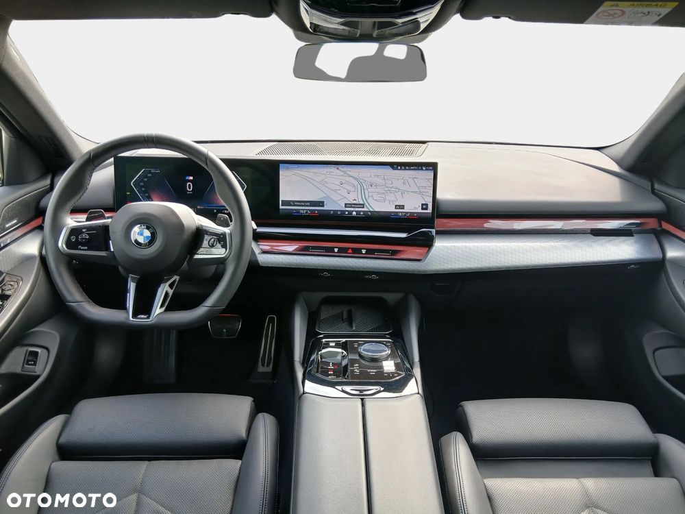 BMW Seria 5 520d xDrive mHEV M Sport - 12