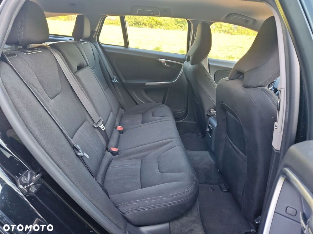 Volvo V60 D3 Kinetic - 17