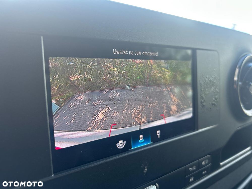 Mercedes-Benz Sprinter - 21