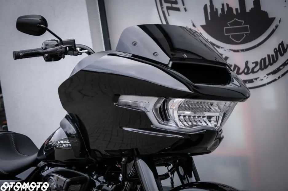 Harley-Davidson Touring Road Glide - 4