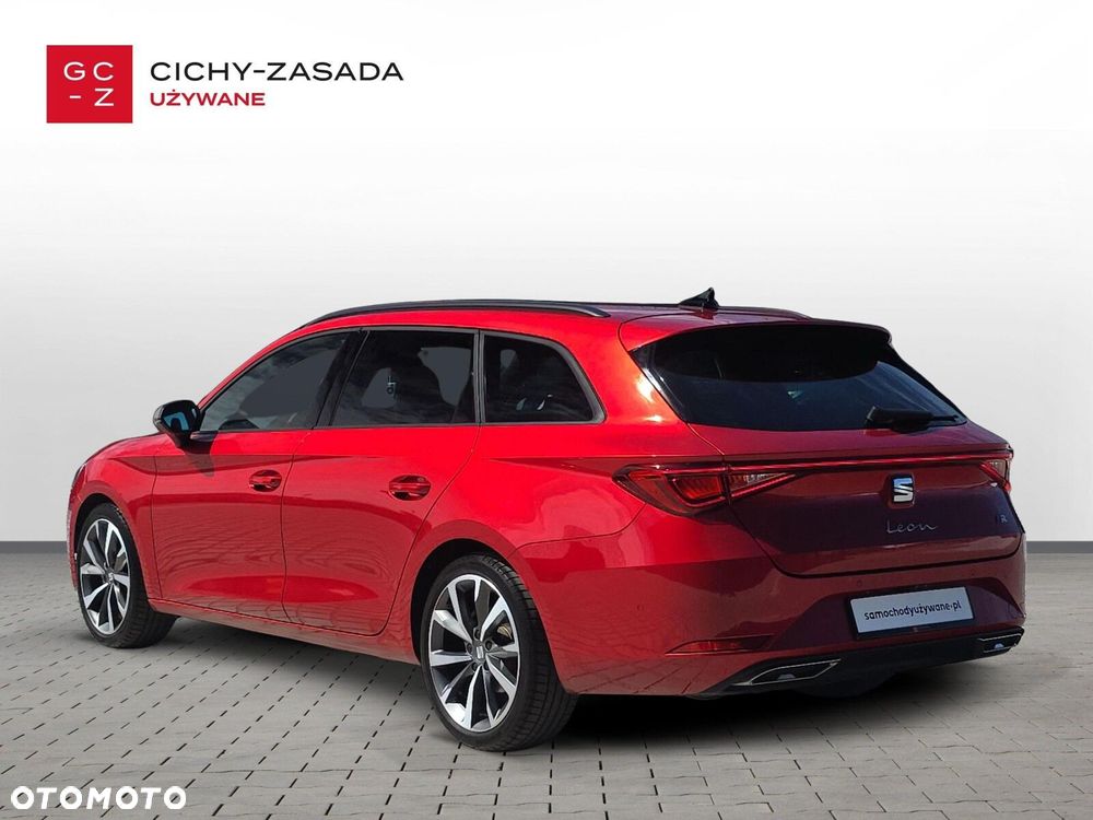 Seat Leon 1.5 eTSI FR DSG - 3