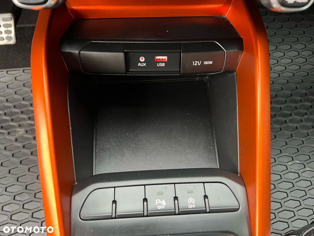 Kia Stonic 1.6 CRDi SCR L - 27