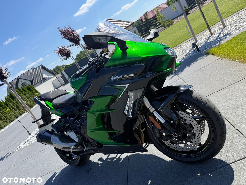 Kawasaki Ninja H2 SX - 5