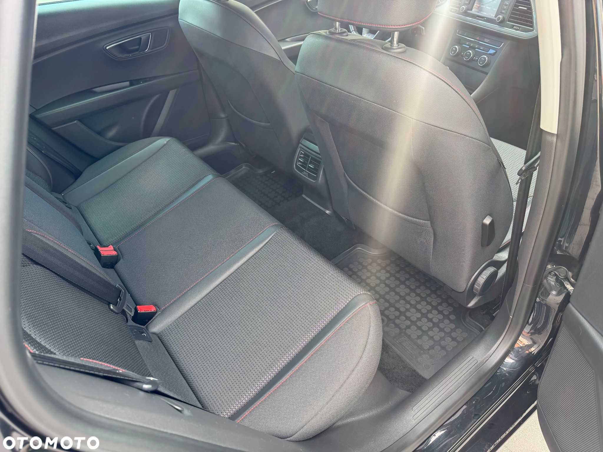 Seat Leon 2.0 TDI FR S&S - 27