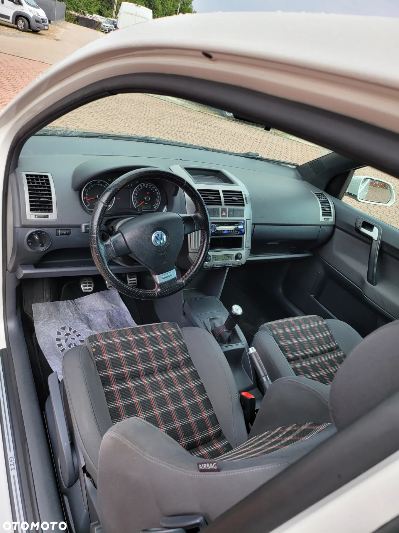Volkswagen Polo 1.8 GTI - 13