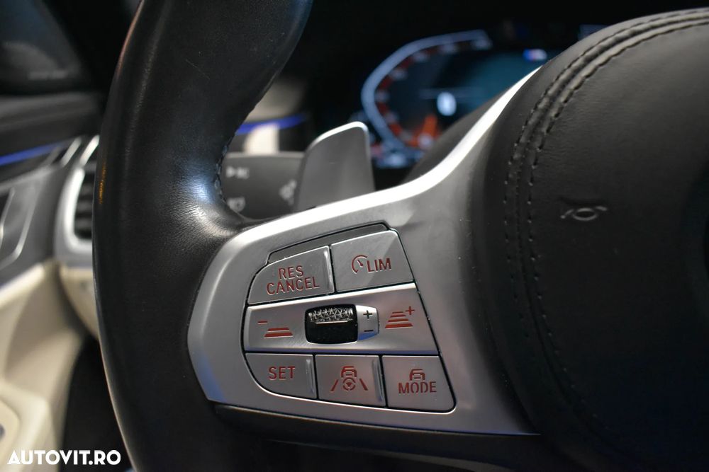 BMW Seria 7 740Ld xDrive MHEV - 12