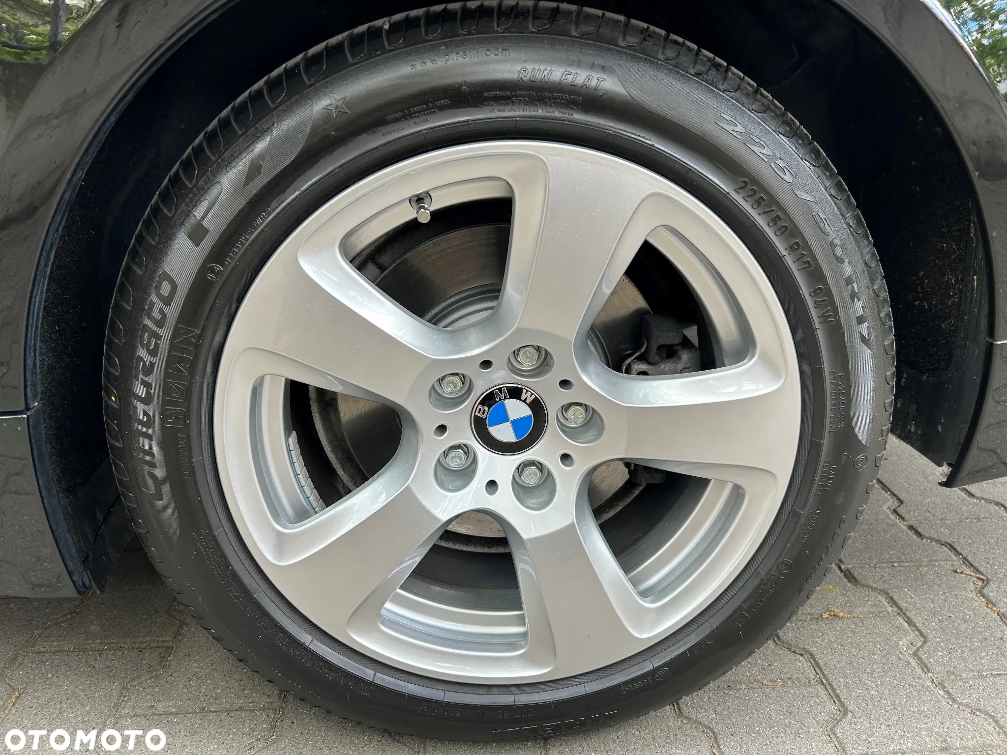 BMW Seria 5 525d Touring - 16