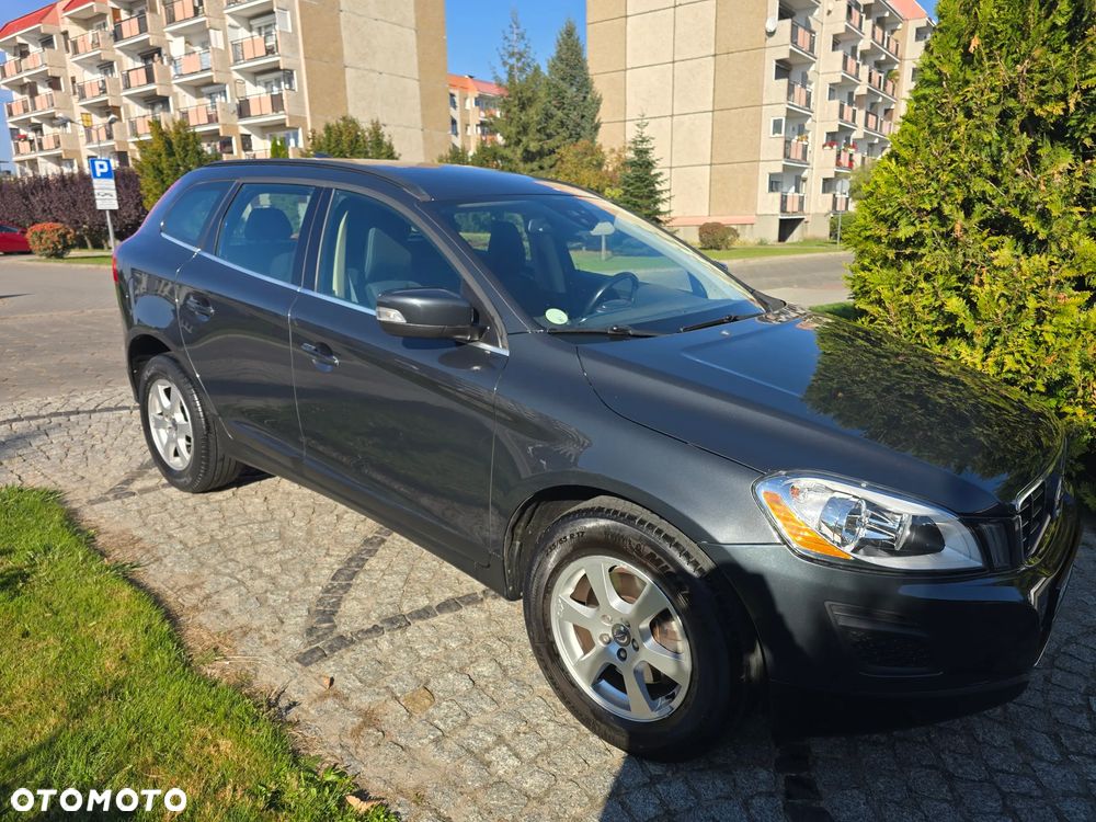 Volvo XC 60 DRIVe Momentum - 5