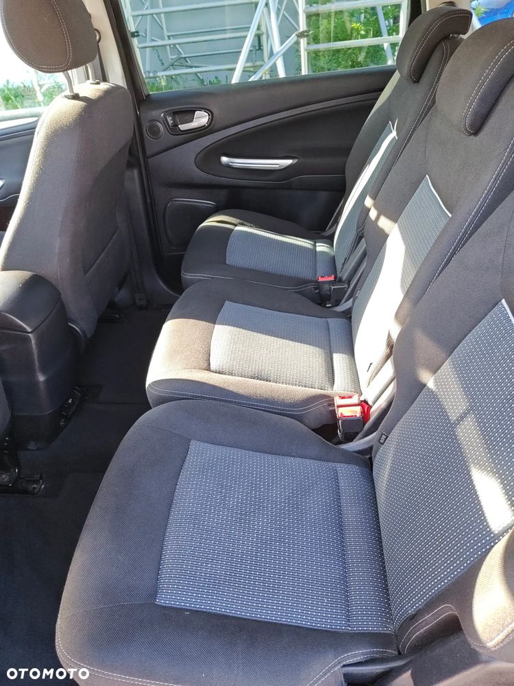 Ford S-Max 2013 photo 5